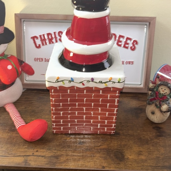 Santa in Chimney - Picture 3 of 9